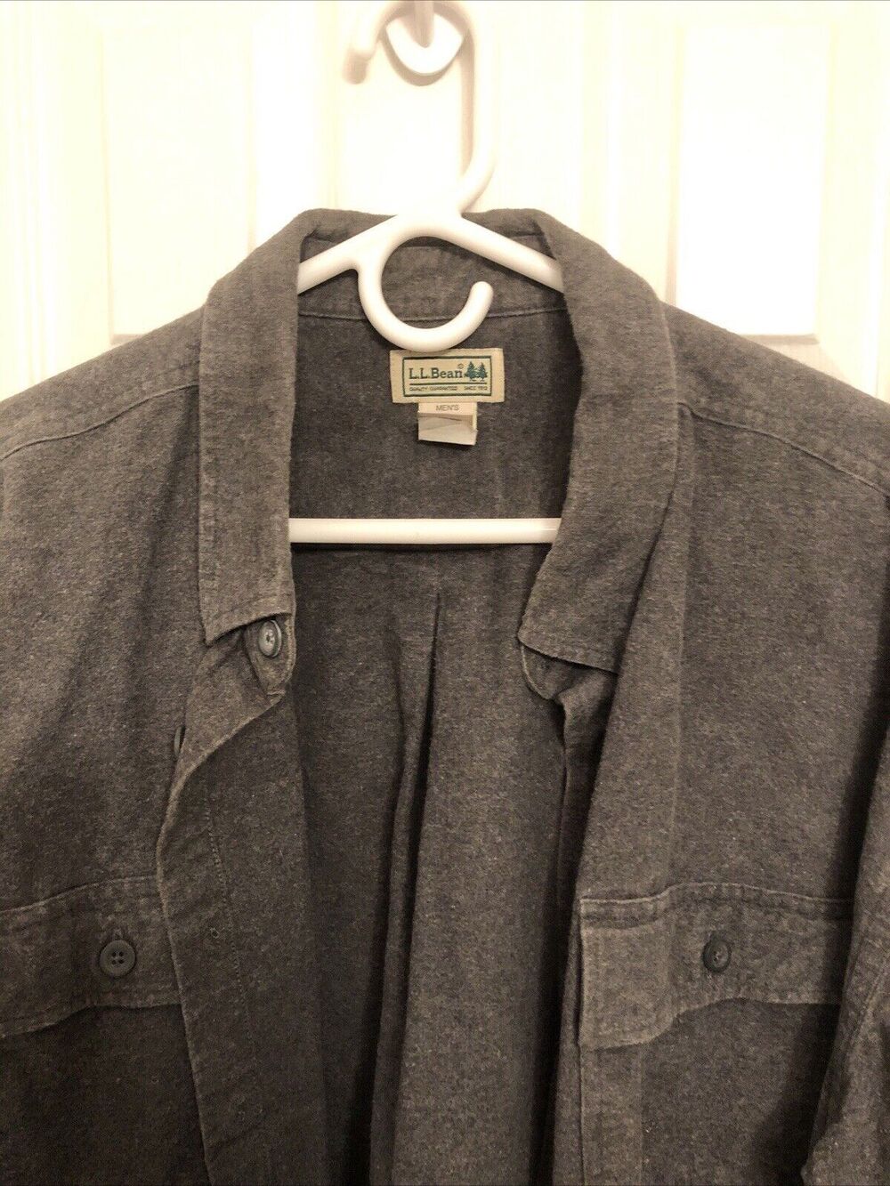 L.L. Bean Button Up Double Pocket XXL Shirt Heavyweight Soft Gray Men’s‎ Shirt